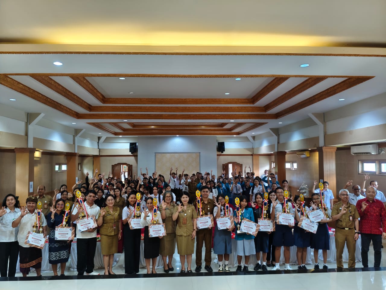 Puncak Peringatan Hari AIDS Sedunia 2025 Kota Denpasar : “Bergerak Bersama, Bersuara: Ayo Kolaborasi”